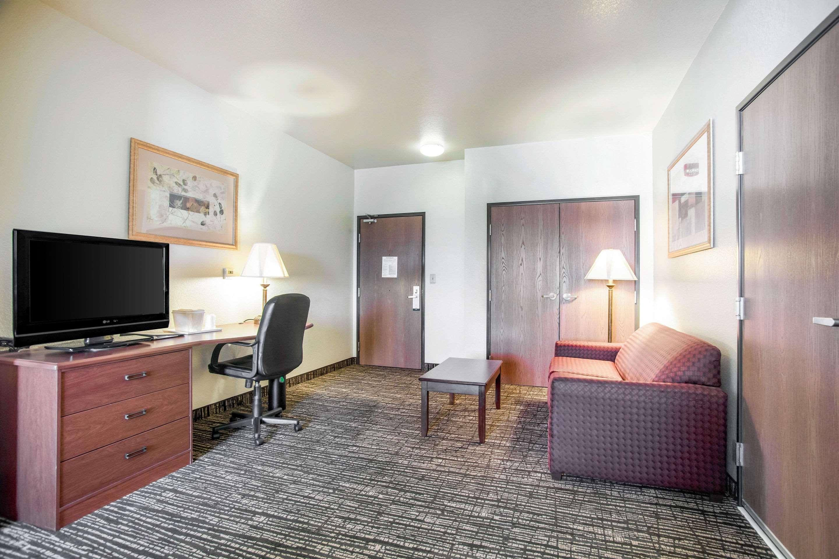 Quality Inn Parsons North Exteriér fotografie